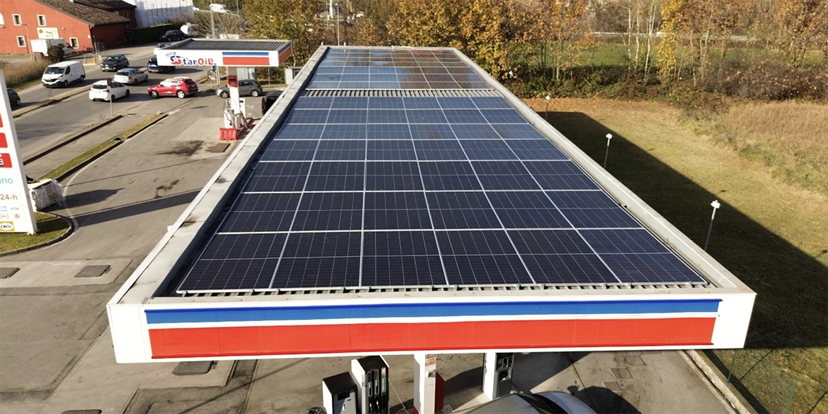Fotovoltaico su pensilina Ludoil 48 kWp