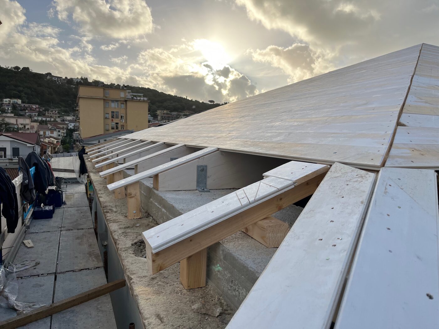 Ricostruzione del tetto in legno