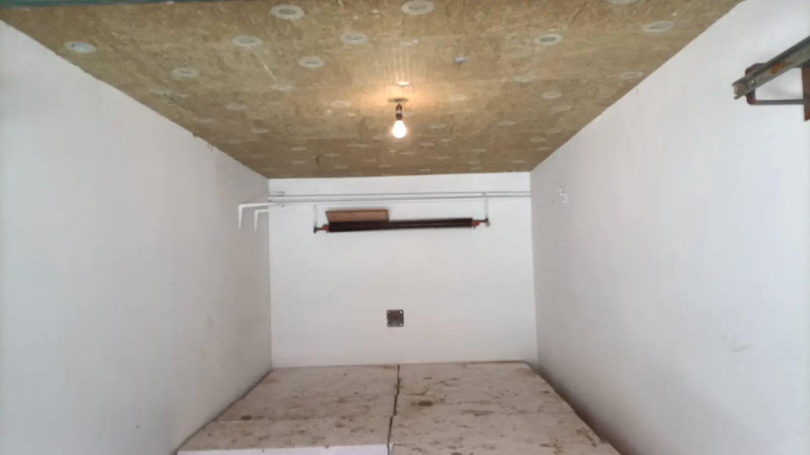 Isolamento del soffitto del garage del Condominio Sarfatti